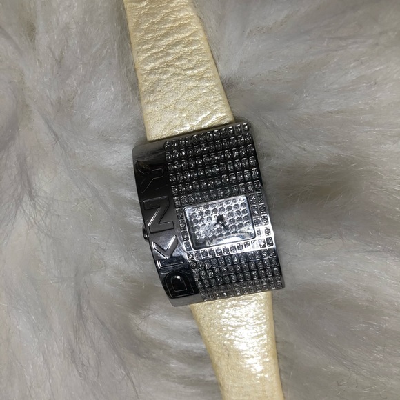 Vintage DKNY Crystal Face Women Wrist watch main image 2